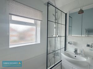 Bathroom- click for photo gallery